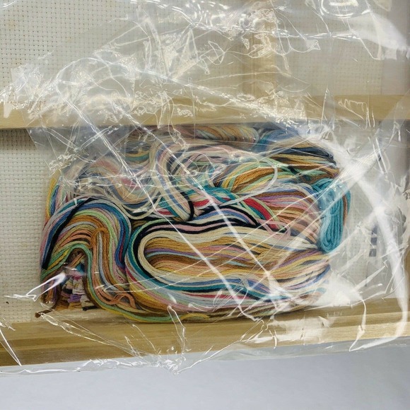 BUCILLA Baby Collection God Bless Babies Bear Cross Stitch Kit Hutch 9 x 12 New - Picture 8 of 11